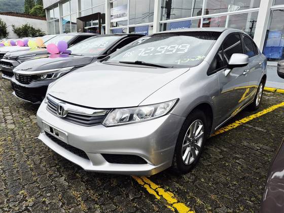 HONDA CIVIC 1.8 LXS 16V FLEX 4P MANUAL